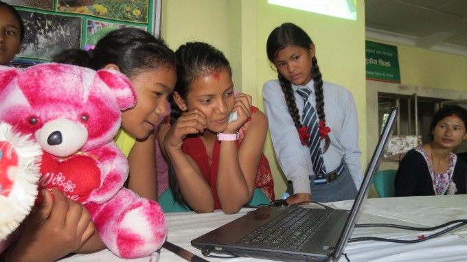 RF_Scholars_observing_Documentary