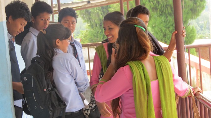 Ruku_DIdi_intereacting_with_students_of_Arunodaya_School