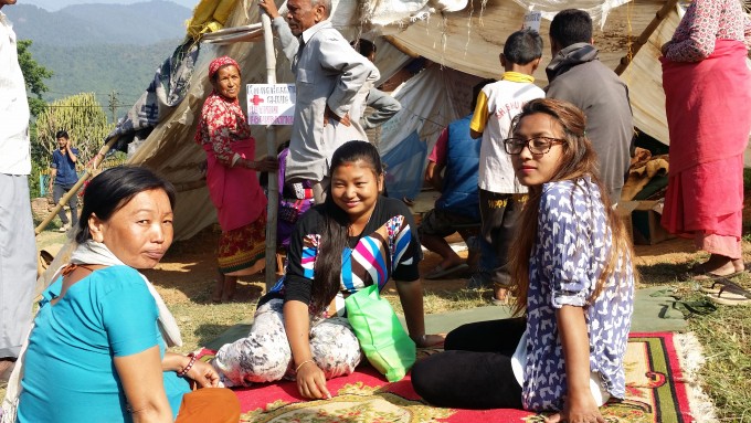 Sonu (Mid) and her mother visits our mobile camp