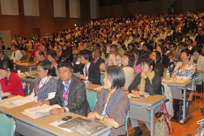 participating word conferen