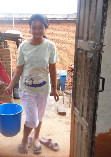 Home visit of Sushmita by Rukmini Didis
