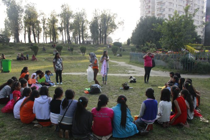 mentors-interacting-with-their-girls-on-the-topic-_why-_litclub-is-important-for-them_