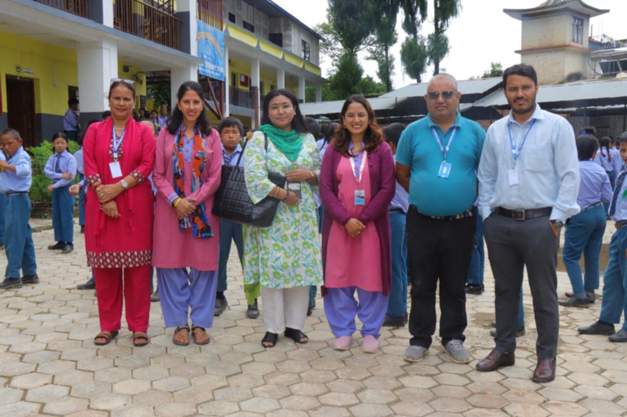 Sukrita Rai with Rukmini staff and teachers of Arunodaya School