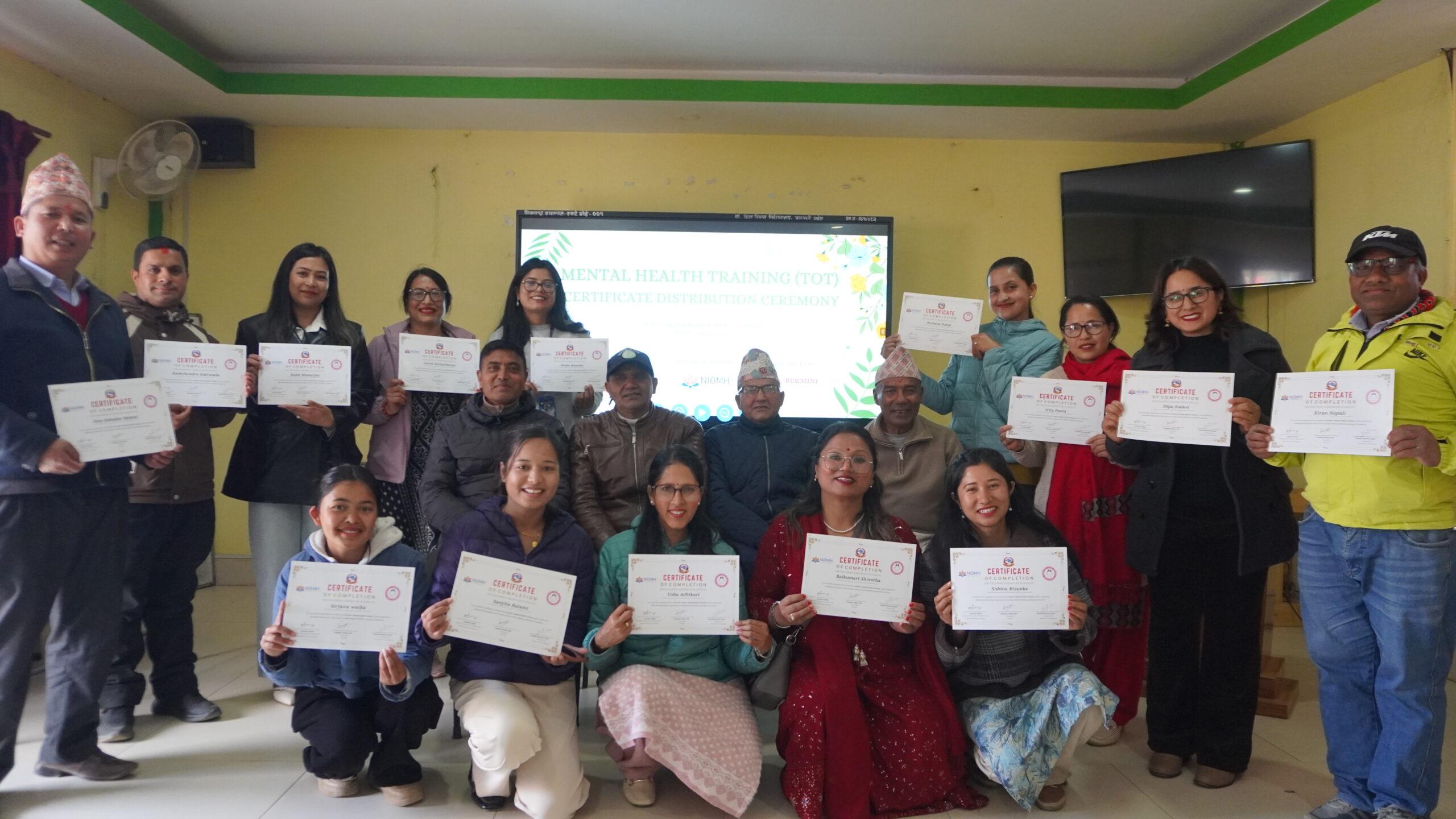 Group Photo of Mental Health Training Trainee_Teacher with Certificate _