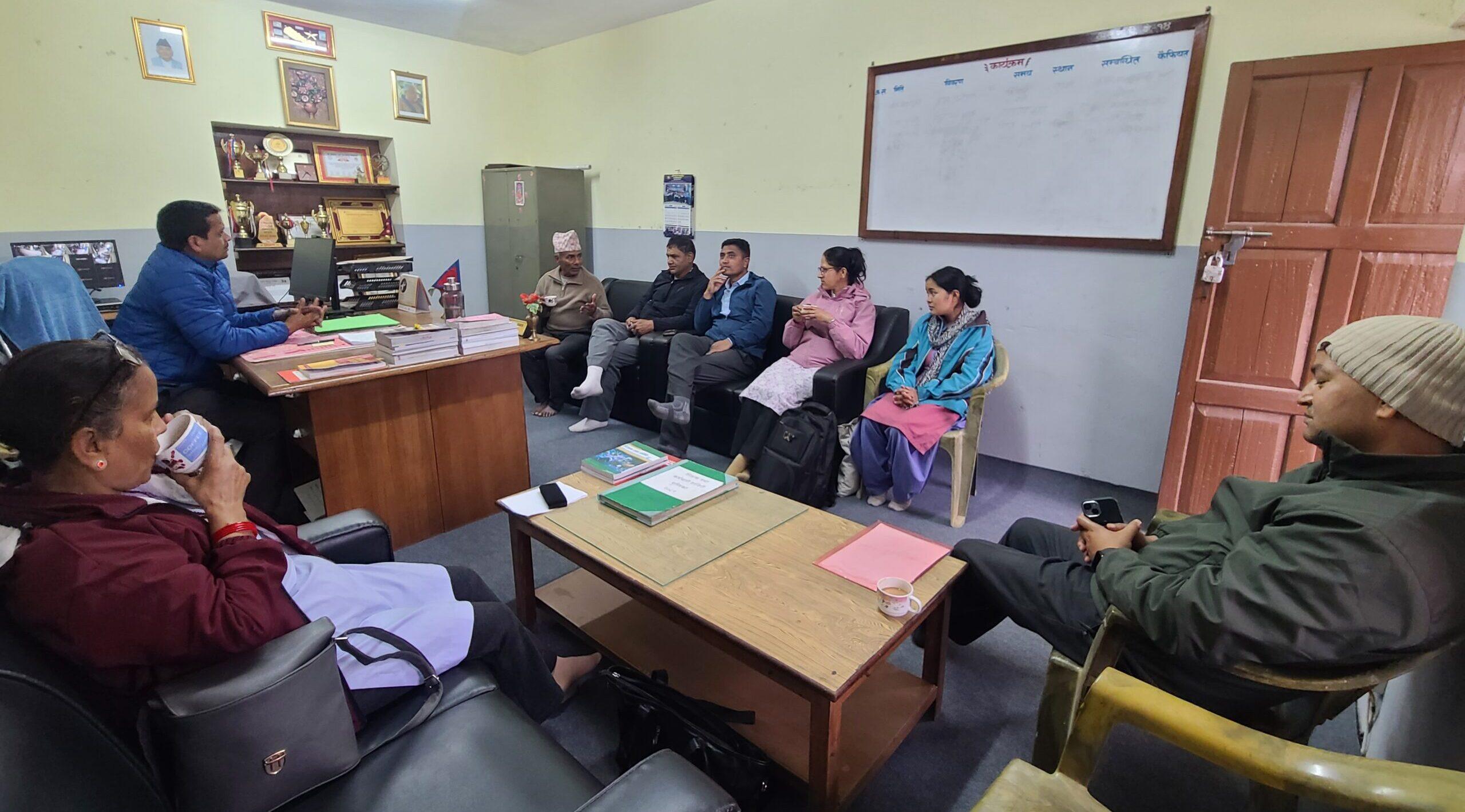 Collaborative discussion on the management of the day meal program.